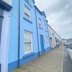The Blue House Apartments