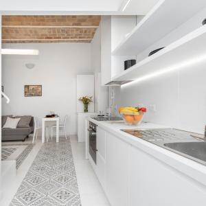 Vatican White Domus