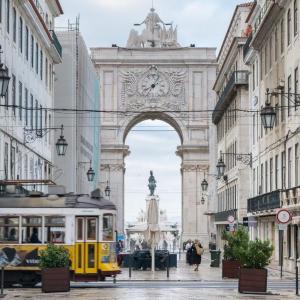 Comfortable Suite in a Shared Apartment in the Center of Lisbon
