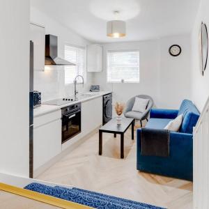 City & Stadium Stay Kitchen Wm Free Parking