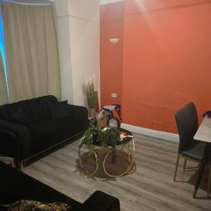 Alma Co-living - Private Room Self-cater