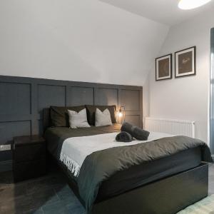 Luxury Moseley Studio - 8