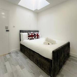Studio next to King Cross A