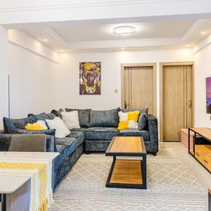 A Contemporary 2-Bedroom Master Ensuite Unit - Kilimani
