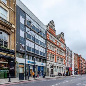 Stylish One Bedroom oasis, Kensington