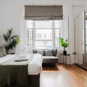 Prime Vision Living Studios - Hyde Park