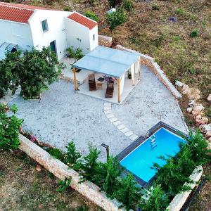 Vothonas house in the countryside