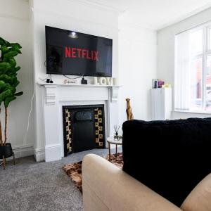 Luxe & Stylish Home in Manchester near city center