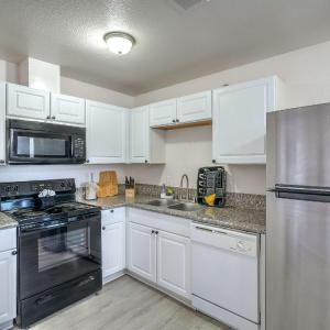 Your Vegas Home From Home! Sleeps 6!