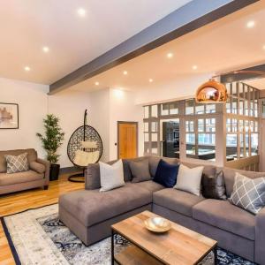 Bands Warehouse - Liverpool Centre - Sleeps 12