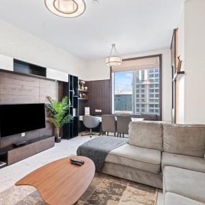 Elegant 1-BDR Retreat with Stunning Views -Noura Tower 37