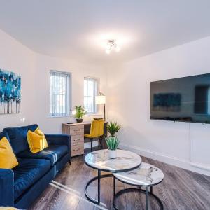 NEW!- 4 Bed 3 Bath House In Manchester by Greenstay Serviced Accommodation - FREE Parking - FAST 250 Mbps Wi-Fi - Ideal for Business, Families & Groups - Close to City Centre, Airport, Etihad Stadium