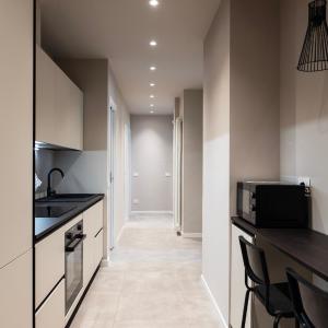 Youhosty - 3 Bedroom Apartment Citta Studi