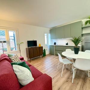 Central Elegant Apartment in Verona
