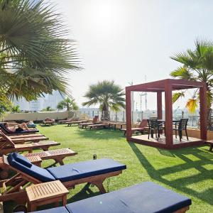 Fabulous 1BR in Dubai Marina near Beach With Sea Views