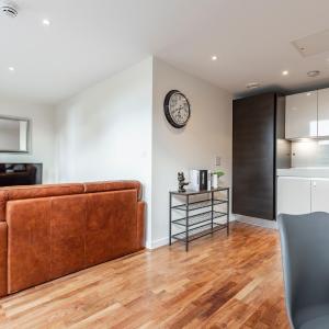Modern London City Apartment