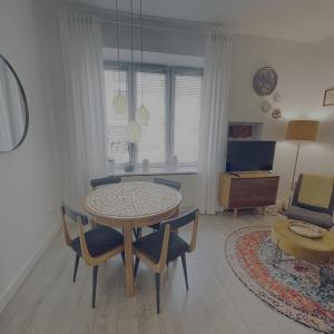 Snow White Apartment