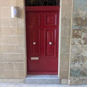 RUWTS Valletta Authentic Maisonette