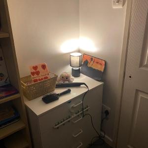 Comfortable Cat-Friendly Stay with Garden & Parking
