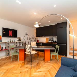 Nivola house, bilocale su tre livelli e terrazzo