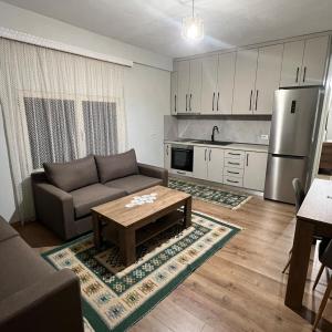 Richi Guest House
