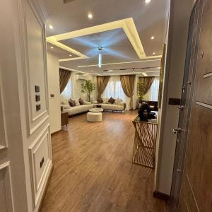 Luxury Apartment Lebanon Squareشقة فندقيه فاخرة ميدان لبنان المهندسين