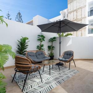 Pavillon Living Maarif - 1BR with Private Patio & Parking