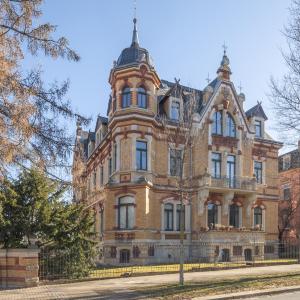 Goethe Palais am Großen Garten, Arbeitsplatz, ruhig, max 6P, Smart-TV, eigener Parkplatz