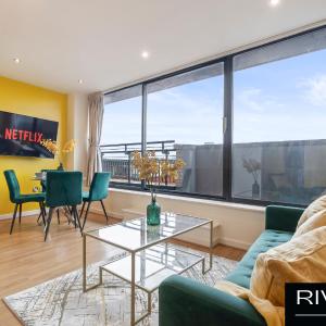 Luxe Penthouse-CityCentre-Parking-Balcony