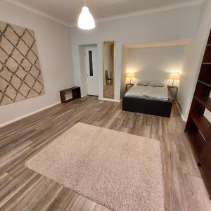 Quiet apartment in the center 76 m2