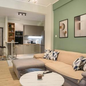 Modern Flat in Exarchia