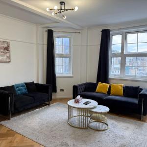 F54 Modern 3-Bed Flat Near Paddington Station