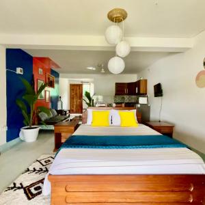 Su Casa - Ocean View, Remote Work Friendly