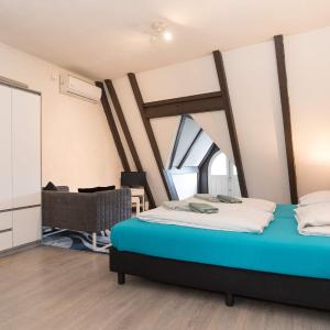 RedLight District Smokers Friendly Private Studio