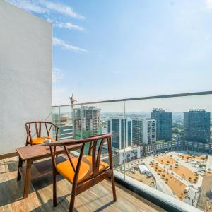 Cozy Studio Pool & Gym Near Burj Khalifa & Racecourse views