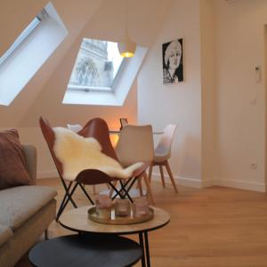 Charming Apartment with Cathedral View! On the 4th floor