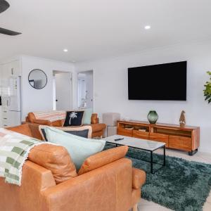 Luna Blu & The Beach Loft Yeppoon- Private Apartments