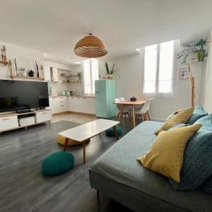 Duplex 80m2 port de nice, direct aéroport avec le tram