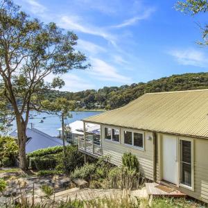 'Otella Cottage' by HolidayCo