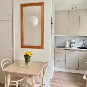 Just renovated Stylish Nordic Studio by Tram Stop
