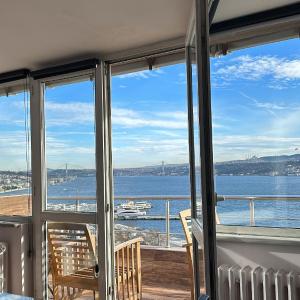 Deluxe Duplex in city center with 210 degrees Bosphorus viewed