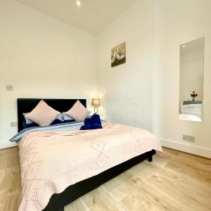 Garden Flat-Great Transport Link to Central London