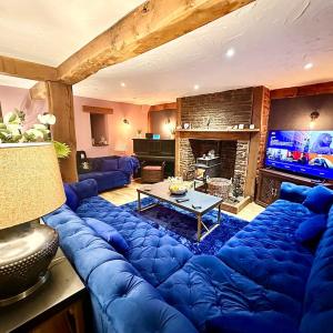 Luxury 4 bed former hay loft SLEEPS 6