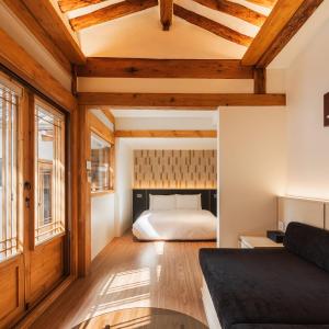 Luxury Hanok Stay CORED