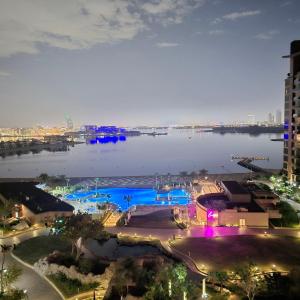 The Palm Panorama Chic Apartment with Open Sea Views Managed by SunnyHomes