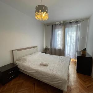 Center Apartment- Rexhep Luci