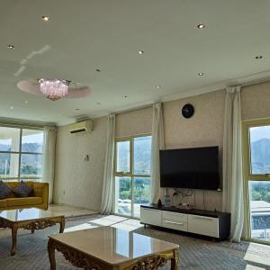 Mountain Majesty 4 Bed Home - BBQ Retreat