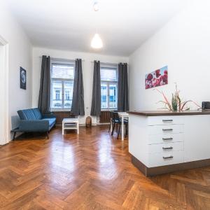 Legerova Apartments