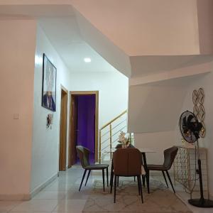 Phi Apartments