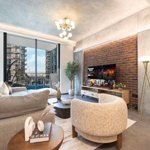 1-Bedroom Apartment with Greenery & City Views in The Terraces